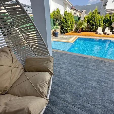 Fethiye'de Havuzlu
