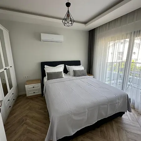 Fethiye'de Havuzlu Villa *